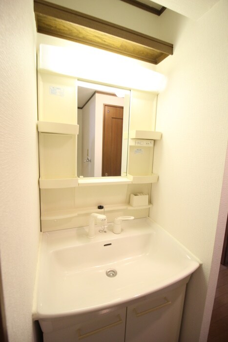 物件内観写真12　(洗面)