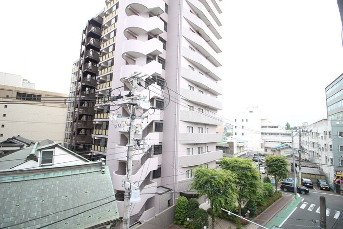 物件内観写真22　(室内からの展望)