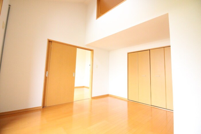 物件内観写真8　(居室)