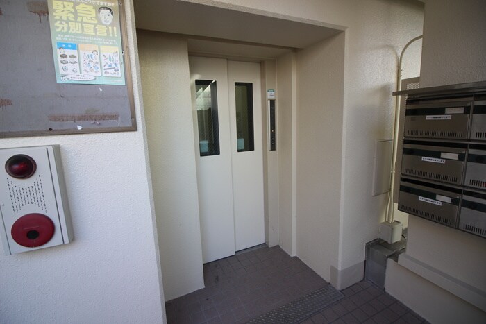 物件外観写真6　(建物設備)