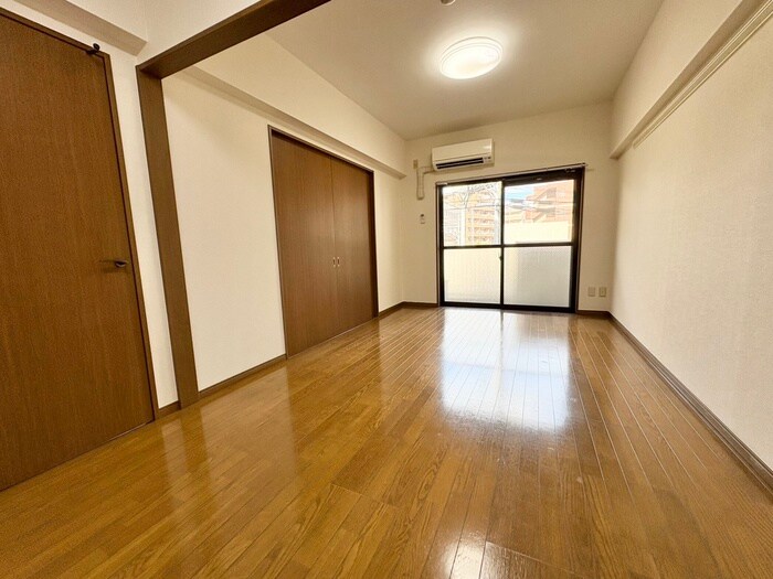 物件内観写真16　(居室)