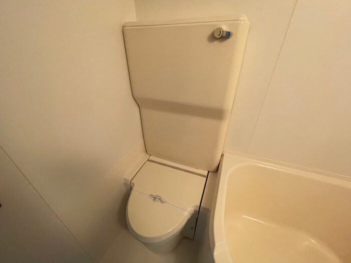 物件内観写真13　(トイレ)