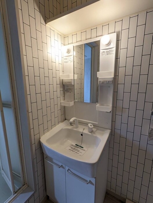 物件内観写真11　(洗面)