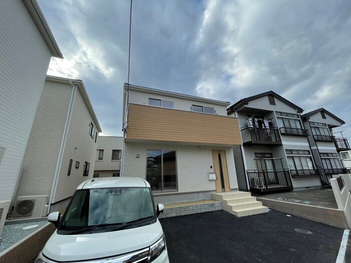 物件外観写真3　(外観写真)