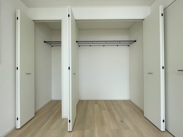 物件内観写真10　(収納)