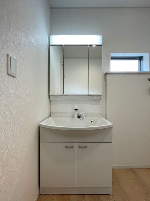 物件内観写真14　(洗面)