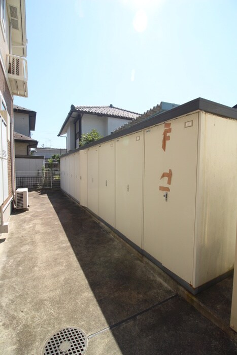 物件外観写真5　(駐輪場)