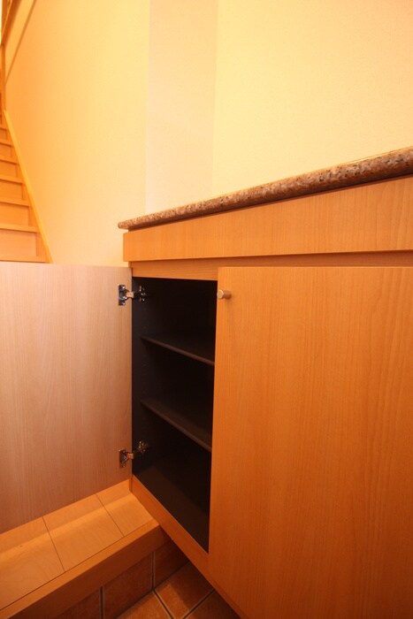 物件内観写真12　(靴箱)