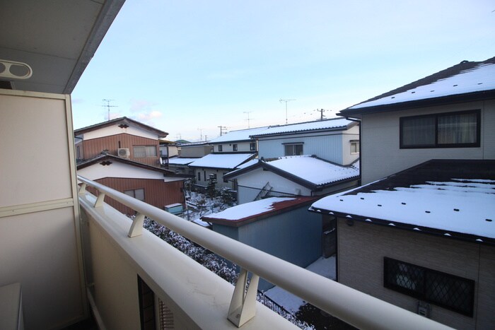 物件内観写真20　(室内からの展望)