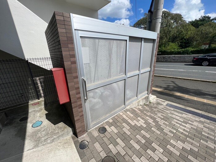 物件外観写真6　(建物設備)