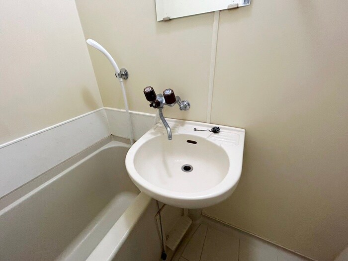 物件内観写真13　(洗面)