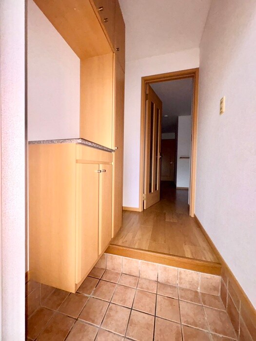 物件内観写真17　(廊下)