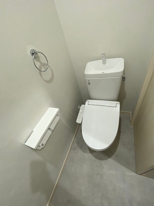 物件内観写真11　(トイレ)