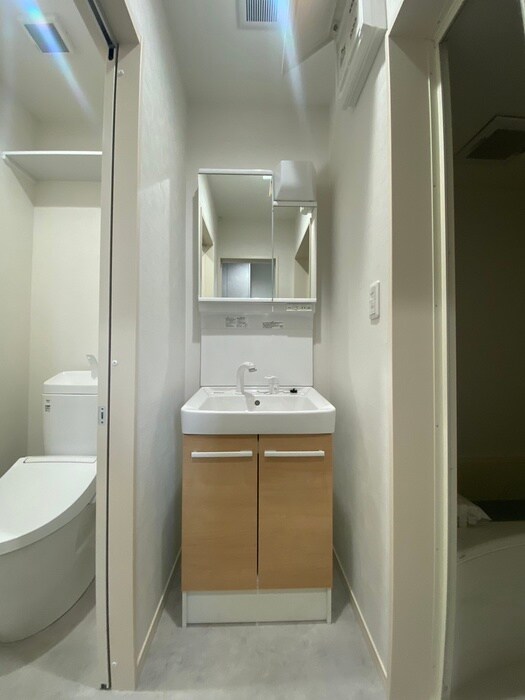 物件内観写真12　(洗面)