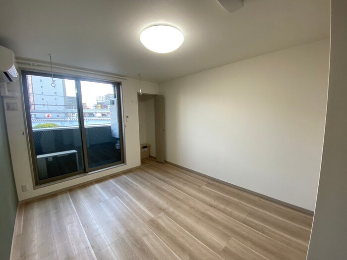 物件内観写真14　(居室)