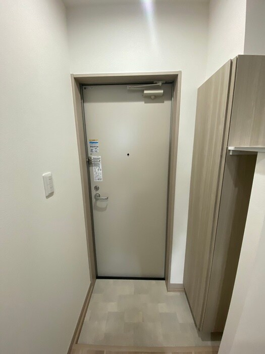 物件内観写真17　(玄関)