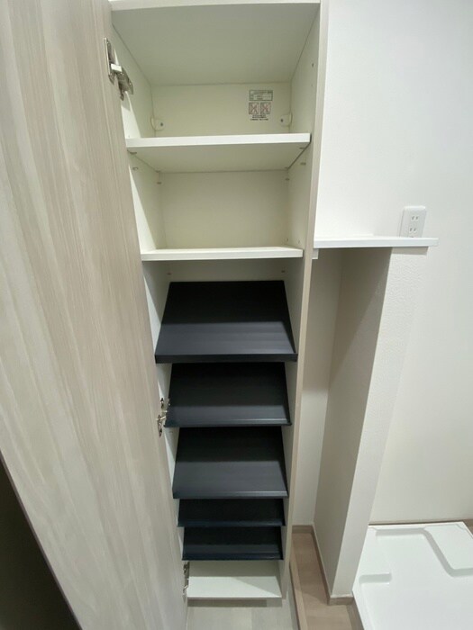 物件内観写真18　(靴箱)