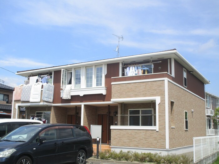 物件外観写真2　(外観写真)