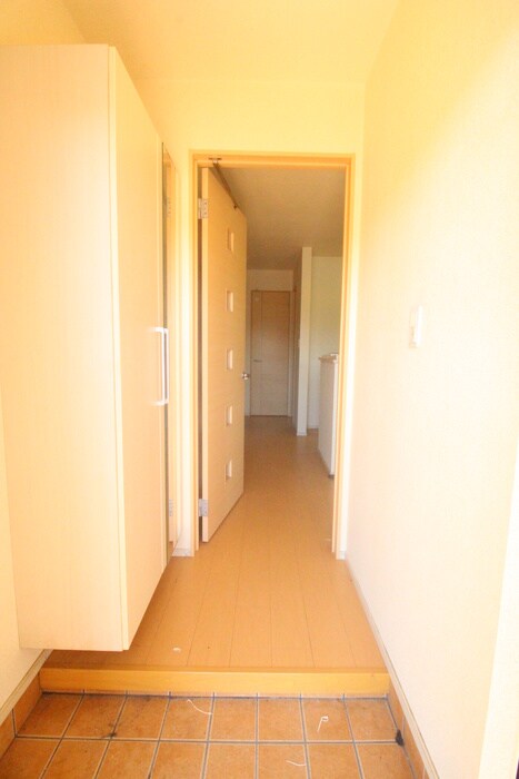 物件内観写真17　(廊下)