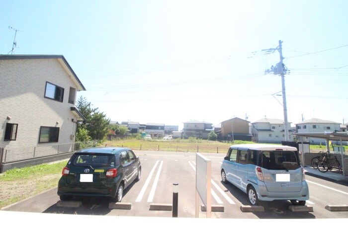 物件内観写真20　(室内からの展望)