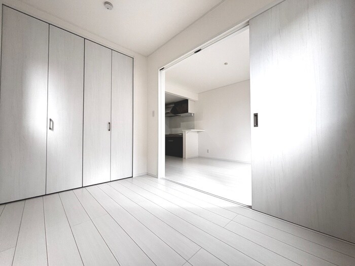 物件内観写真8　(居室)