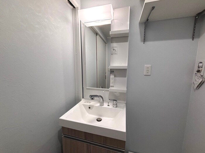 物件内観写真12　(洗面)