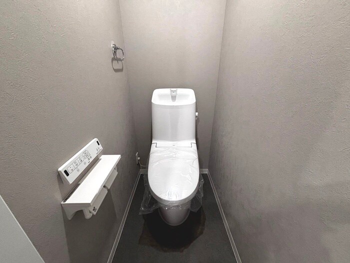 物件内観写真13　(トイレ)
