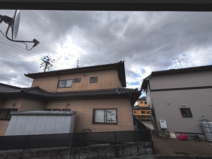 物件内観写真22　(室内からの展望)