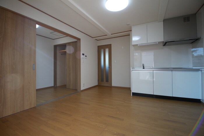 物件内観写真8　(居室)