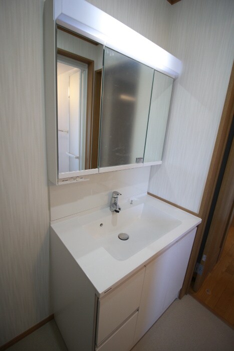 物件内観写真13　(洗面)