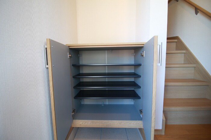 物件内観写真18　(靴箱)