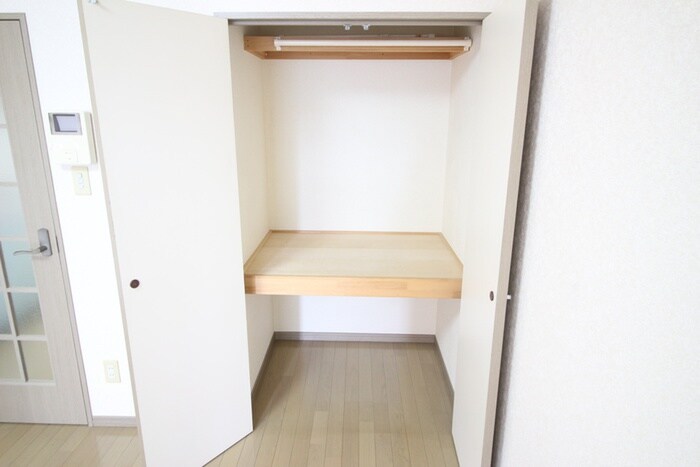 物件内観写真14　(収納)
