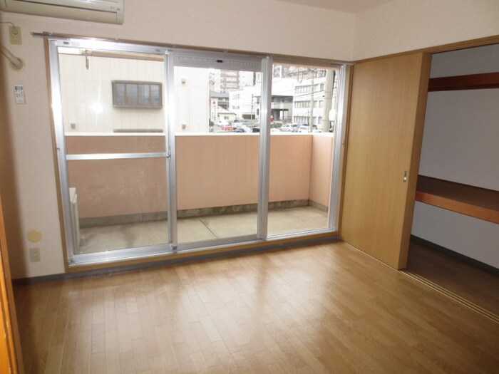 物件内観写真14　(居室)