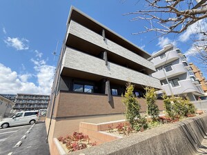 ソルアルモニー外観写真