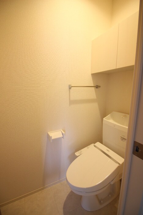 物件内観写真11　(トイレ)