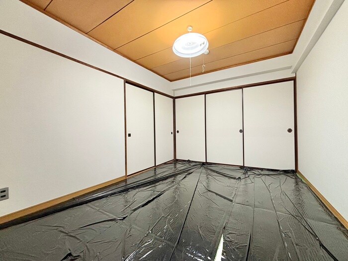 物件内観写真8　(居室)