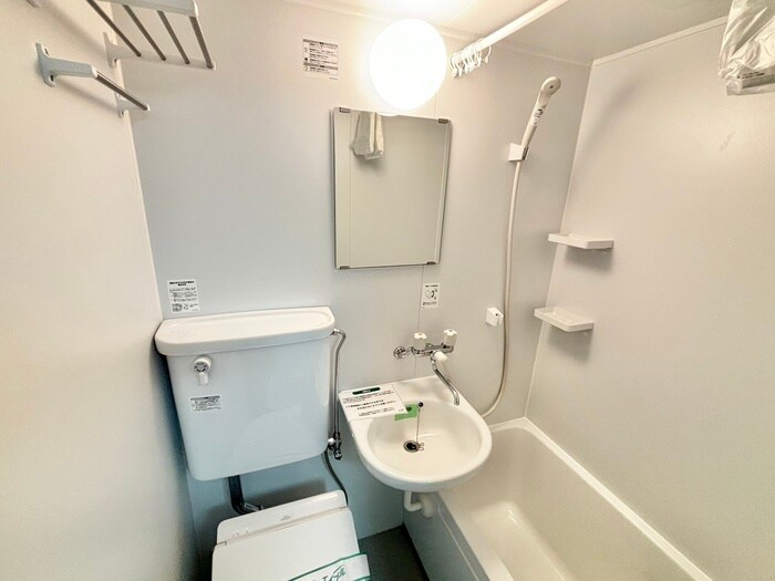 物件内観写真12　(洗面)