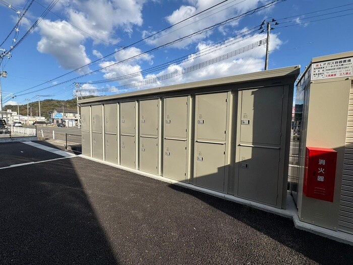 物件外観写真4　(建物設備)