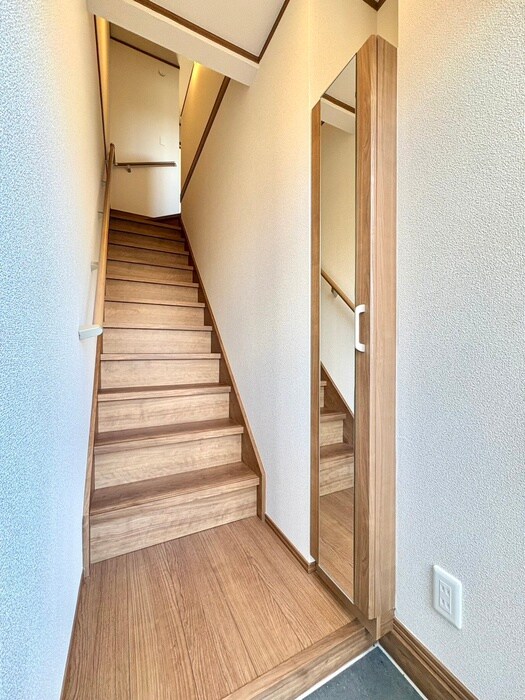 物件内観写真17　(廊下)