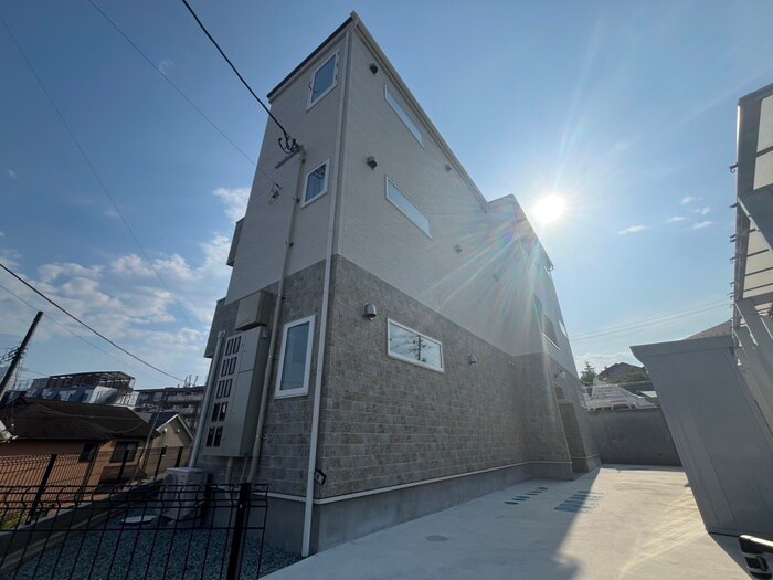 物件外観写真1　(外観写真)