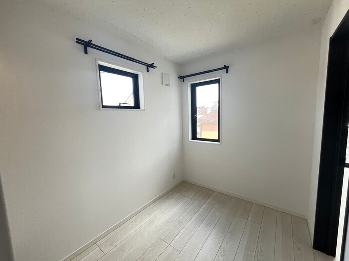 物件内観写真10　(居室)