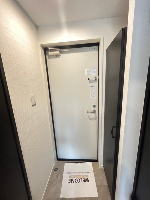 物件内観写真17　(玄関)