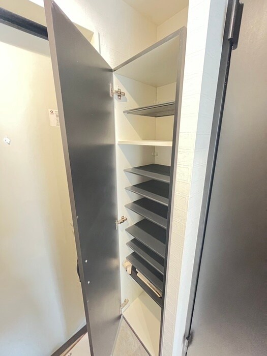 物件内観写真18　(靴箱)