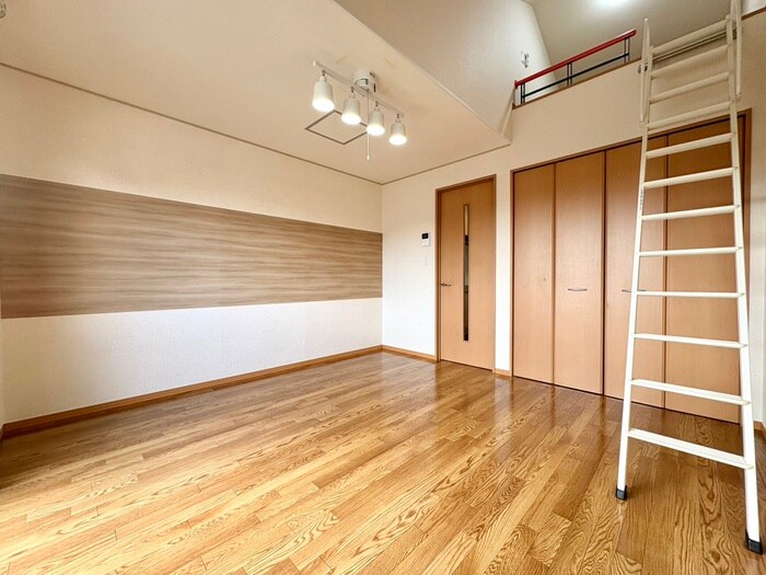 物件内観写真9　(居室)