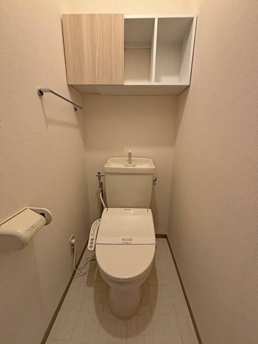 物件内観写真9　(トイレ)