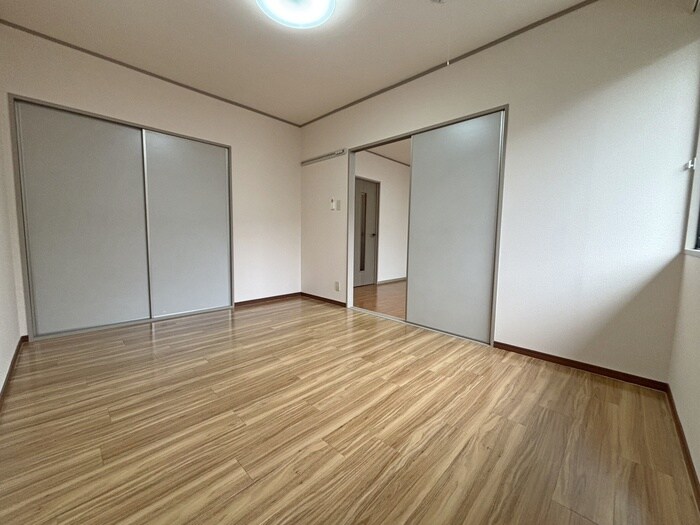 物件内観写真16　(居室)