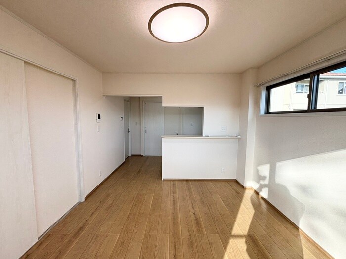 物件内観写真8　(居室)