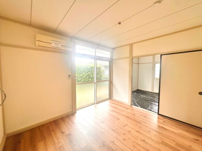 物件内観写真12　(居室)