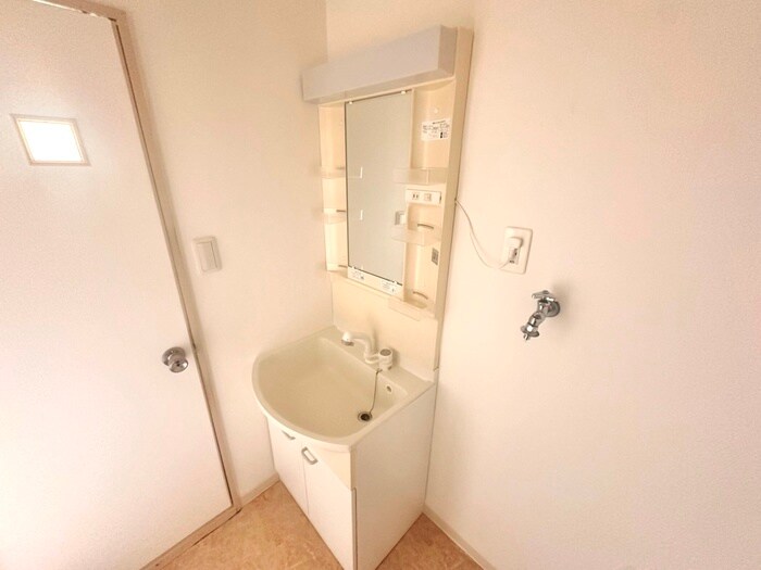 物件内観写真17　(洗面)