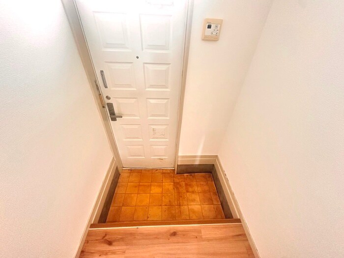 物件内観写真20　(玄関)